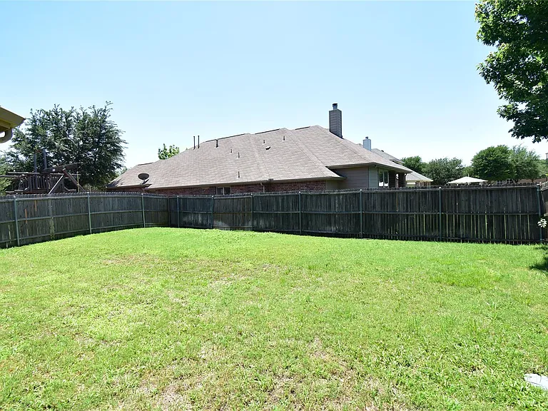 3005 Thicket Dr — Photo 26
