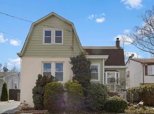 55 E William St, Fords, NJ 08863