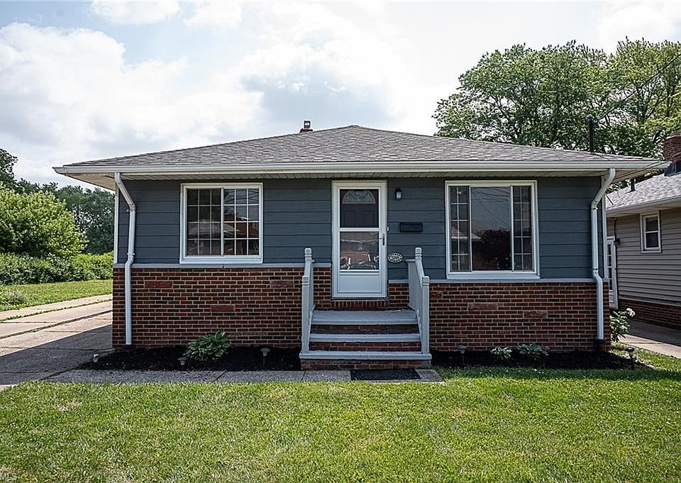 1st image of 5295 E 135th St