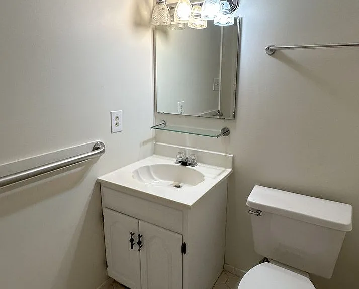 11560 Holly Briar Ln — Photo 49