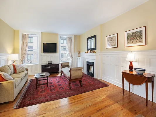 Sold by Sotheby's International Realty | media 1