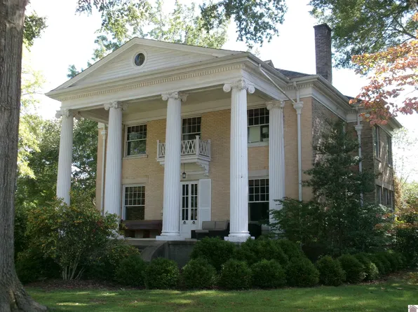 504 E College St, Mayfield, KY 42066