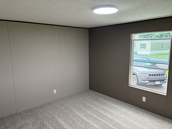 3rd image of 16507 Canyon Dr Lot 14