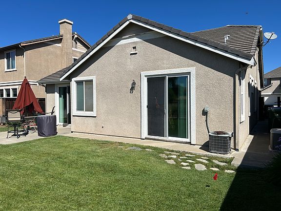 3rd image of 2618 Ranchwood Dr