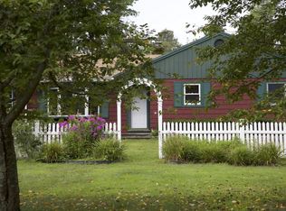 6 Bearskin Farm Rd, North Smithfield, RI 02896