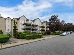 33478 Roberts Ave #105, Abbotsford, BC V2S 8E1