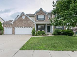 7088 Milburn Estates Dr, O'Fallon, IL 62269