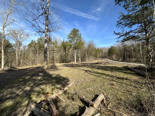 5337 Dan Richardson Rd, Clifton, TN 38425