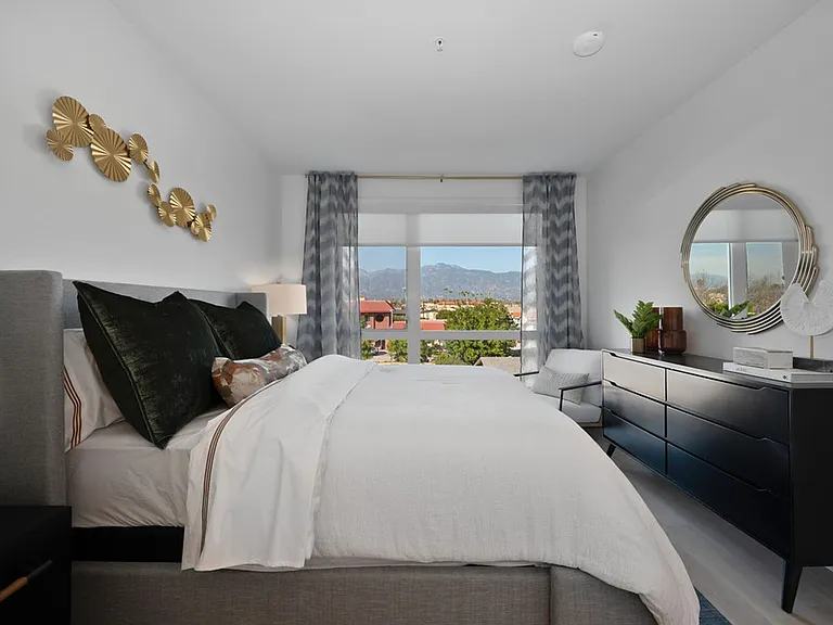 Begonia Place Luxury Apartments — Photo 45