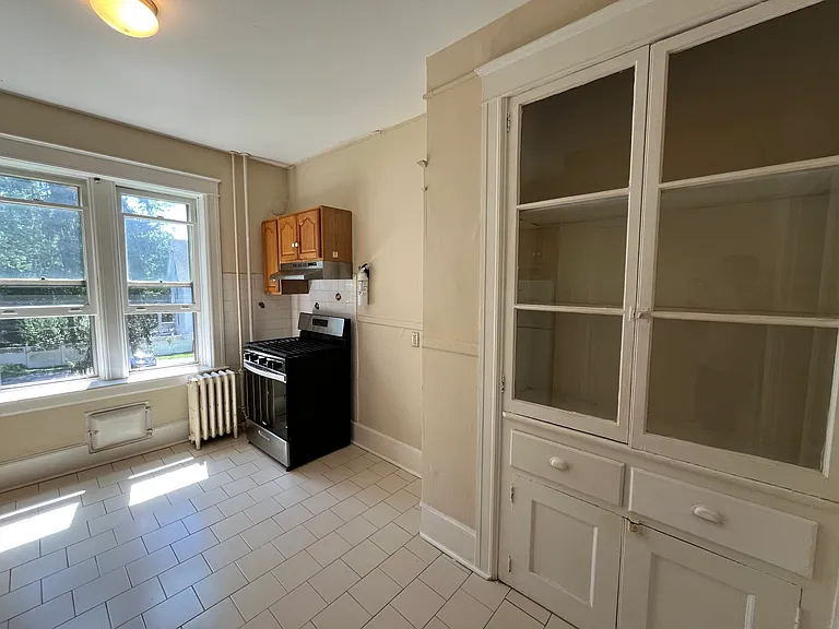 25 Hammersley Ave #7 — Photo 3