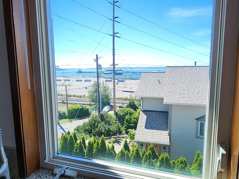 2230 Grand Ave — Photo 10