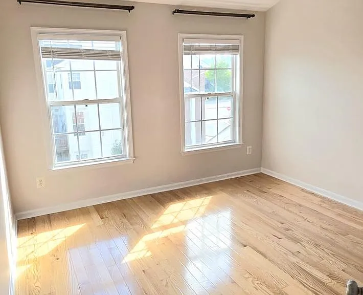 44272 Silkworth Ter — Photo 32