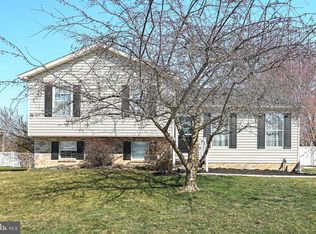 35 Apache Pass, Hanover, PA 17331