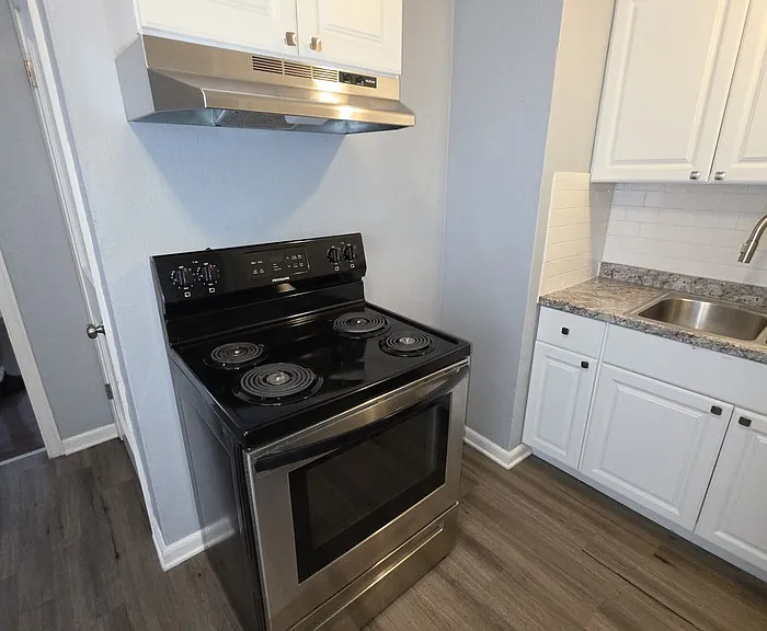 9701 Brooklane St — Photo 15