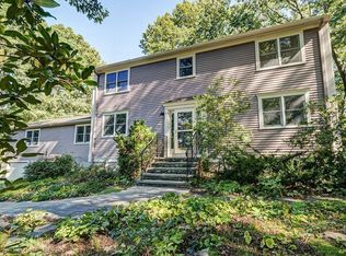 26 Revolutionary Rd, Acton, MA 01720