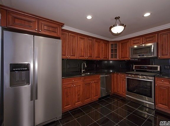 2nd image of 46 Pinnacle Dr #46