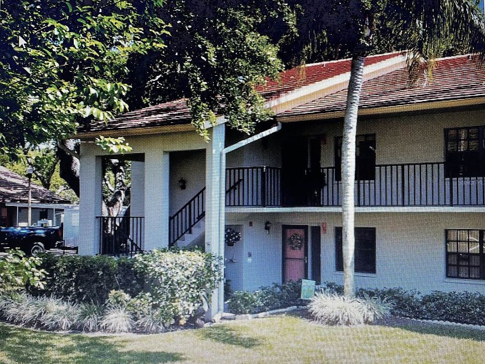 1st image of 2020 Lakeview Dr APT 201