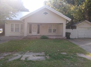 1203 Locust St, Muskogee, OK 74403