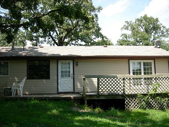 3rd image of 13147 Riverview Ave
