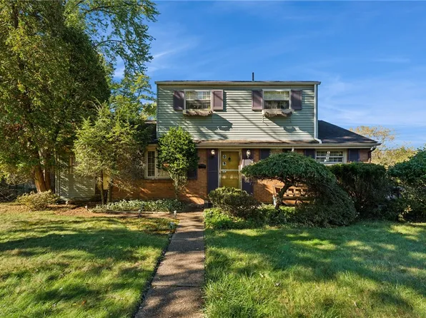 1237 Circle Dr, Pittsburgh, PA 15221
