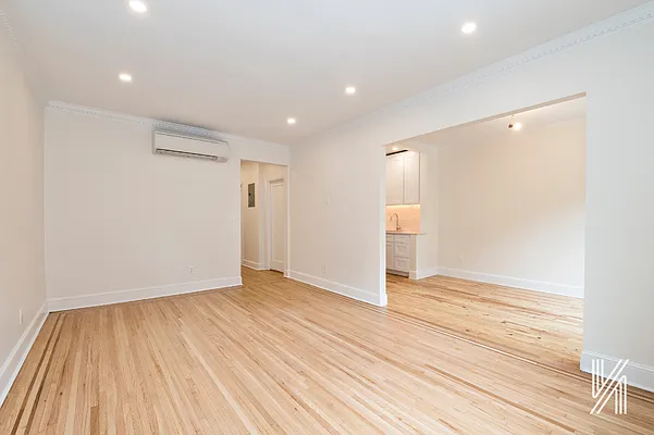 Rented by Compass | media 6