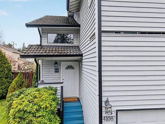 2nd image of 4108 NE 6th Place #2A