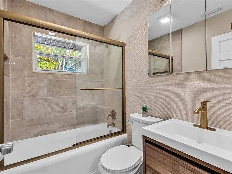 510 N Osprey Ave — Photo 31