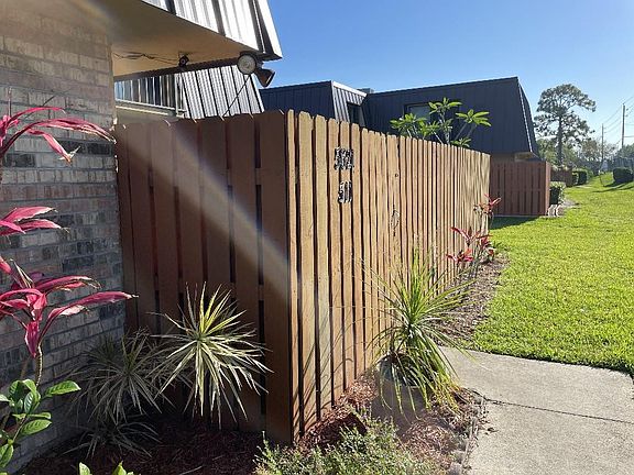 5th image of 5621 SE Windsong Lane #511