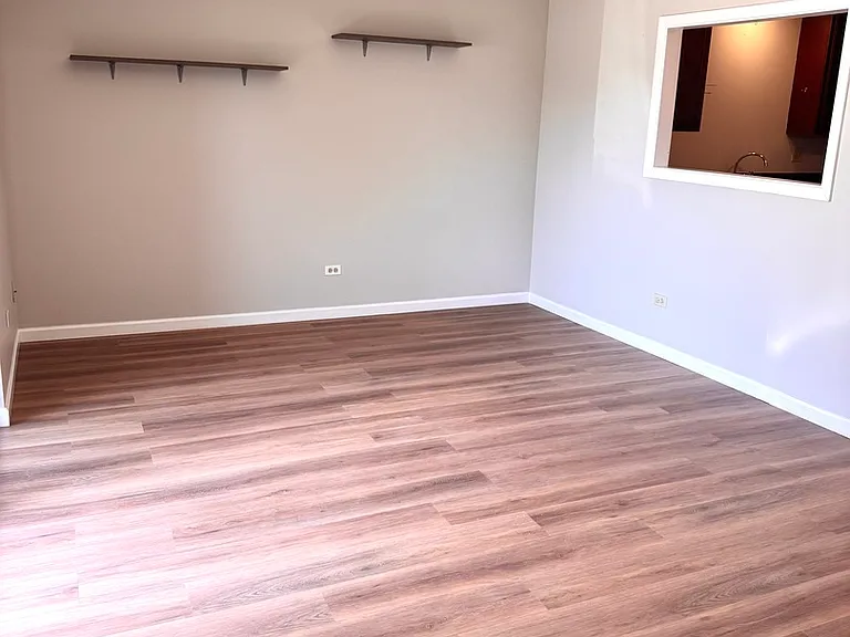 2264 Abbeywood Dr #1 — Photo 8