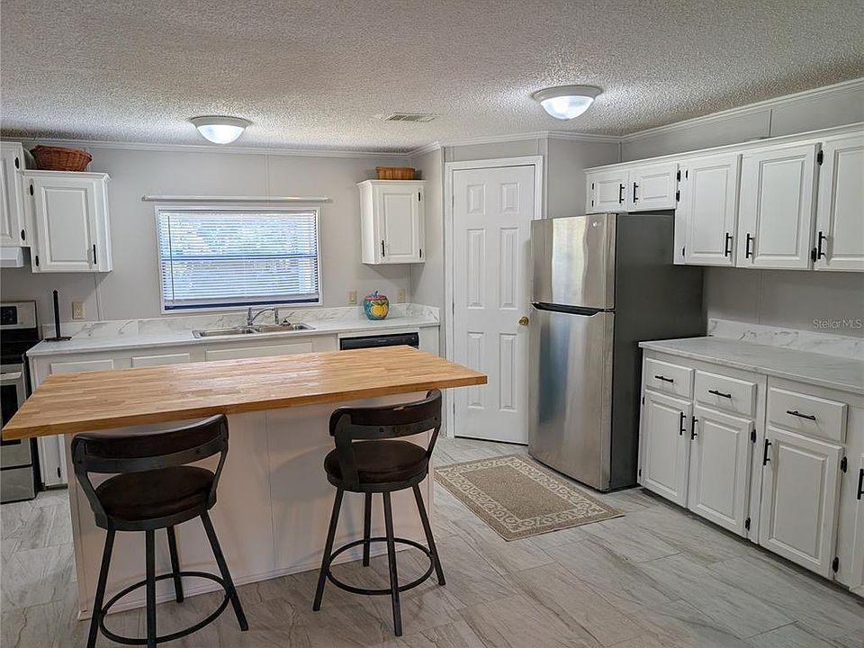 25836 MANHATTAN LANE, Astor, FL 32102 | MLS #R4911060 | Zillow