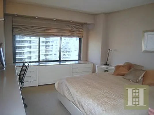 Rented by Halstead Real Estate | media 4