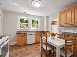 103-105 Ripley St #103, Newton Center, MA 02459