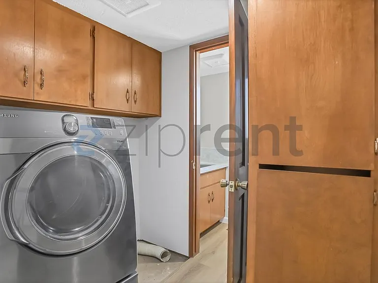 1196 Robinson Ct — Photo 16