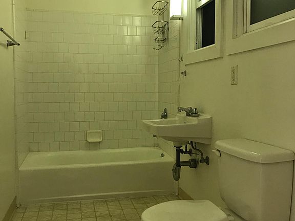 5th image of 155 W Santa Clara St APT 315