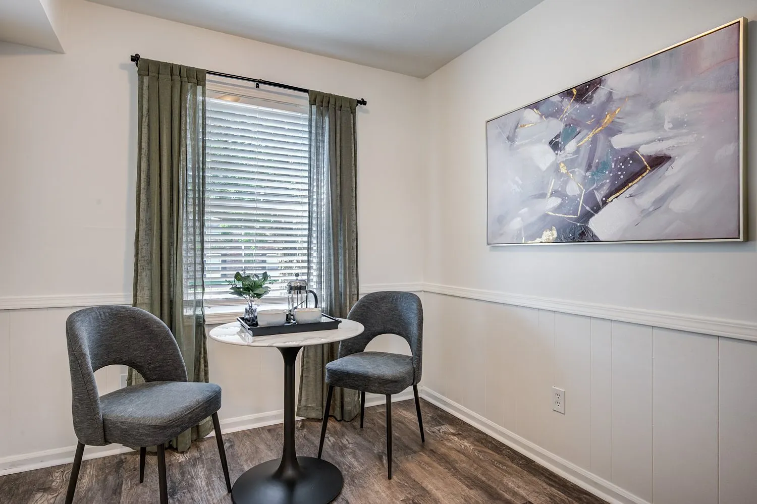 The Boardwalk at Westlake Apartments and Townhomes — Photo 4