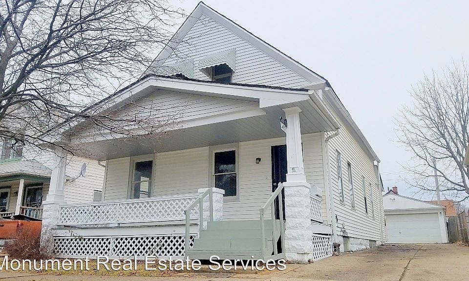 1st image of 3457 W 46th St