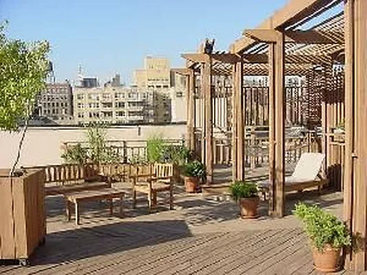 Sold by Douglas Elliman | media 17