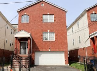 171 Badger Ave, Newark, NJ