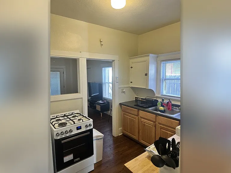 127 N 1st Ave #127 — Photo 6