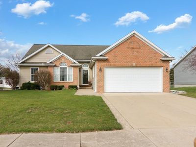 2219 Bracebridge Rd, Bloomington, IL, 61705