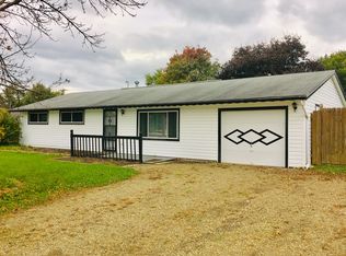 9461 Tower Dr, Streetsboro, OH 44241