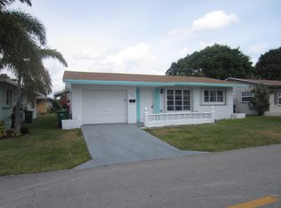 4721 NW 44th St, Tamarac, FL 33319