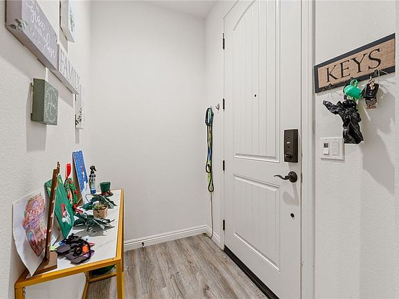 4th image of 2848 E Berry Loop Privado #52