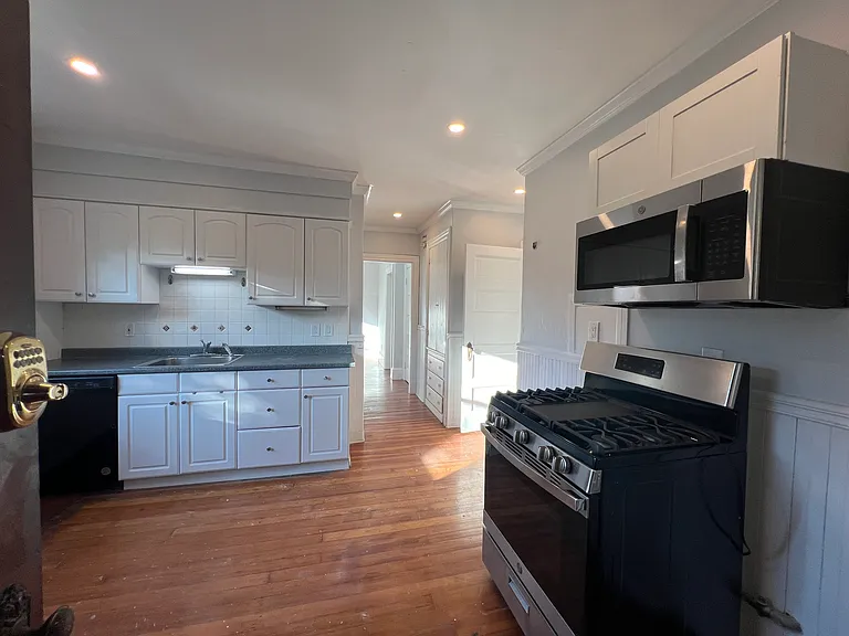 159 Park St #2 — Photo 11