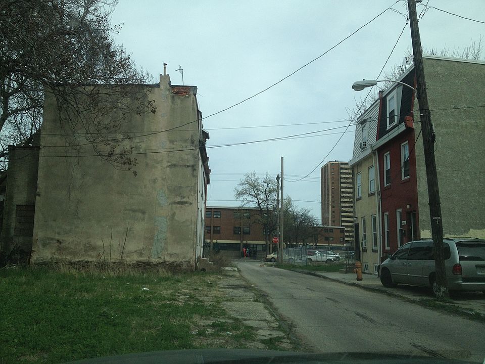 2nd image of 2427 Redner St