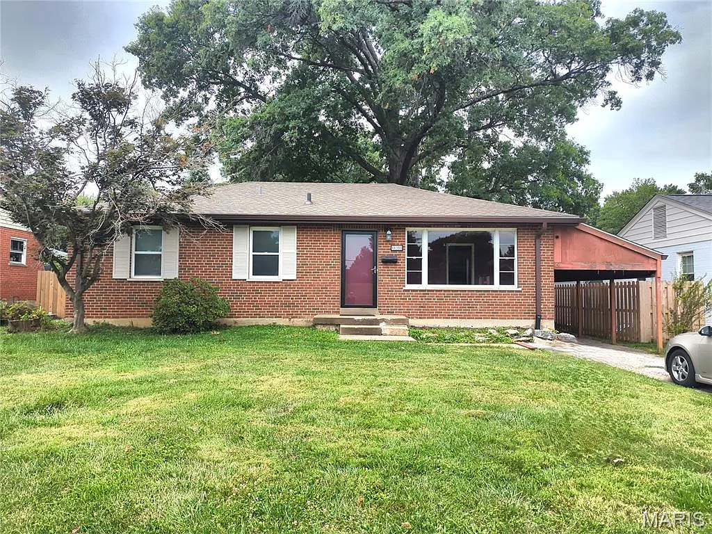 11358 Manchester Rd photo 1