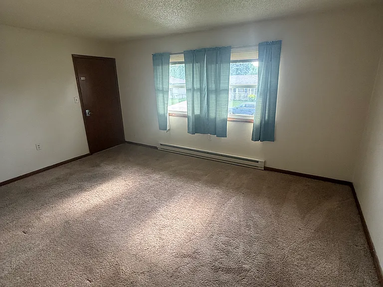 616 S Clinton St #3 — Photo 7