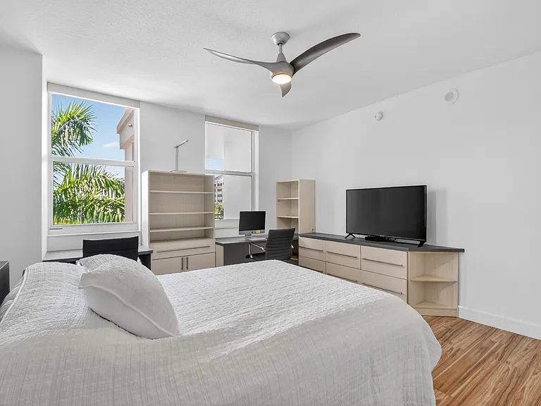 550 Okeechobee Blvd #423 — Photo 39