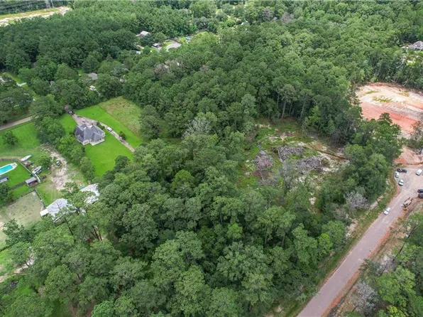 69361 Cure Ln, Madisonville, LA 70447