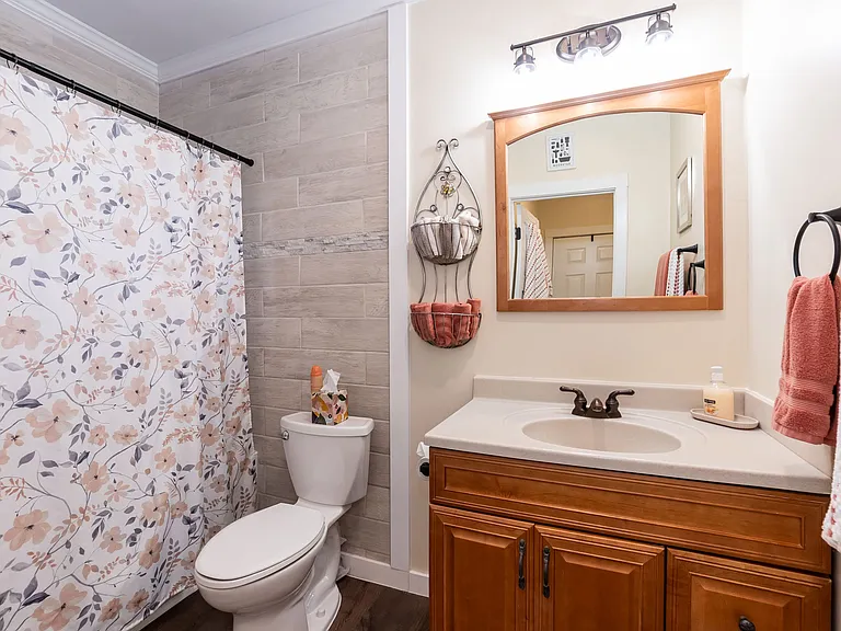 701 Elizabeth Ave — Photo 7